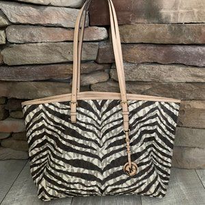 Michael Kors Jet Set Travel Vanilla/Brown Large Tote